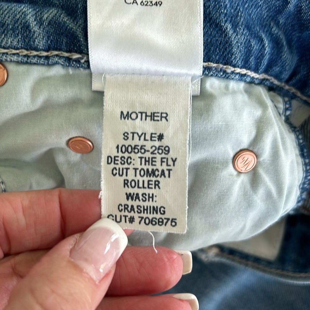 Mother Fly Cut Tomcat Roller Jeans - Picture 7 of 8